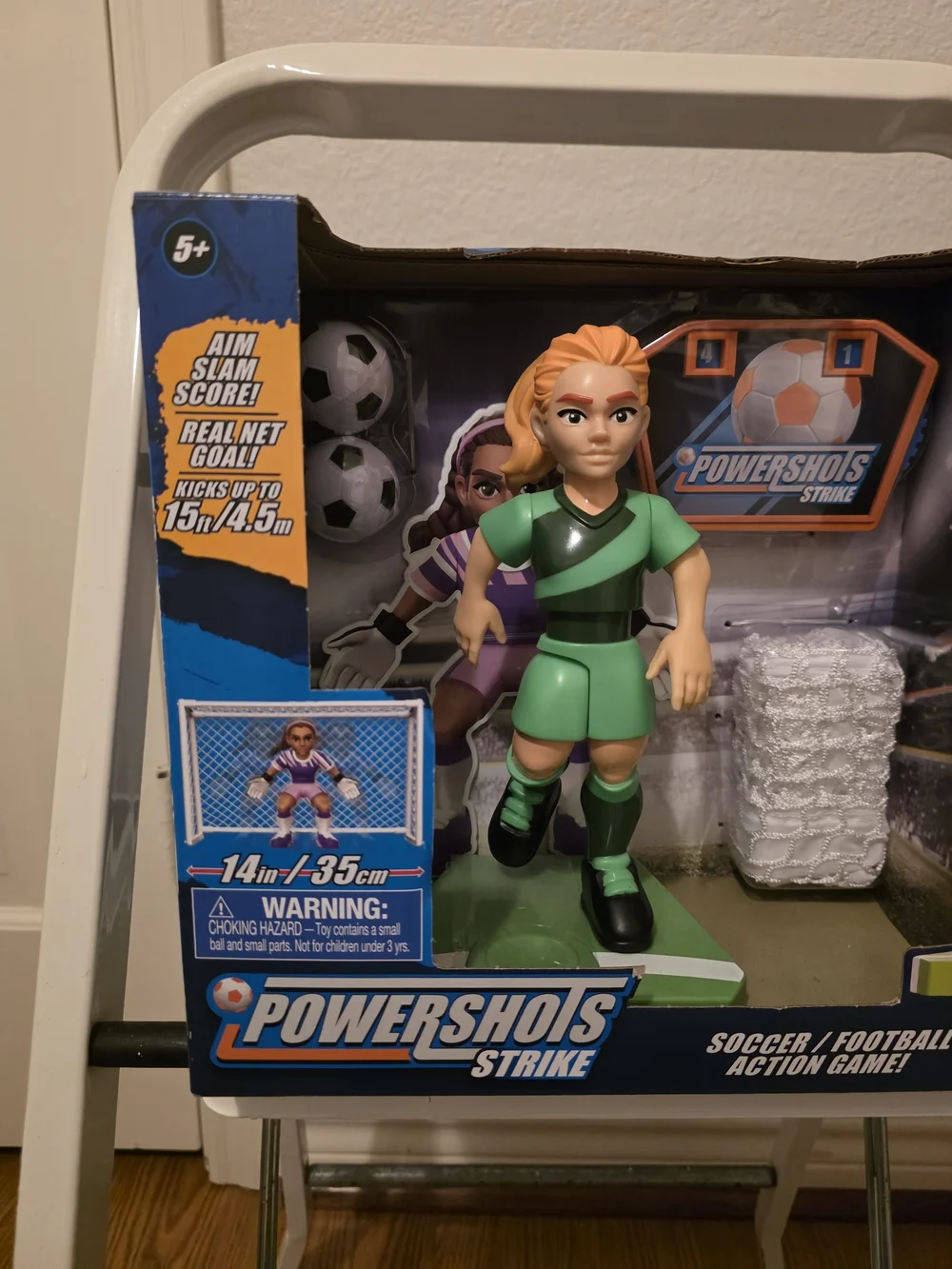 PowerShots Strike Green Soccer Action Figure Playset